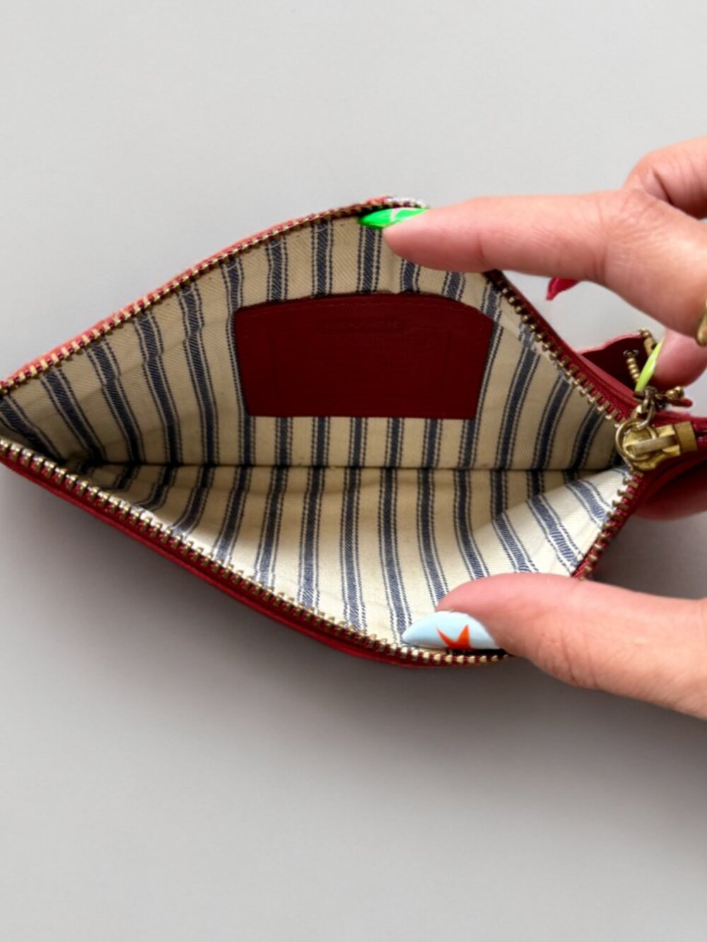 Vintage Coach Red Leather Skinny Case with Hangtag - Picture 4 of 6